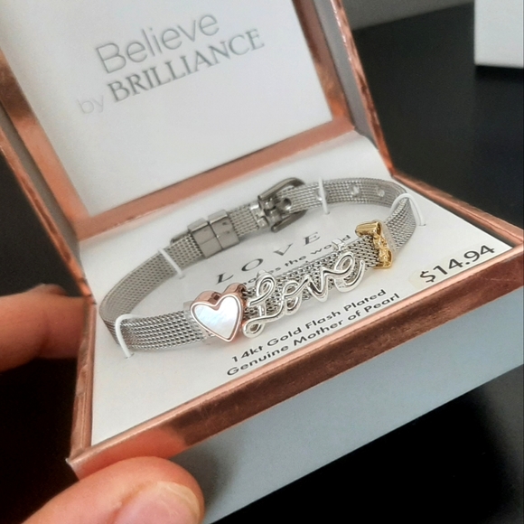 14kt Gold Flash Plated Bracelet - Picture 3 of 3